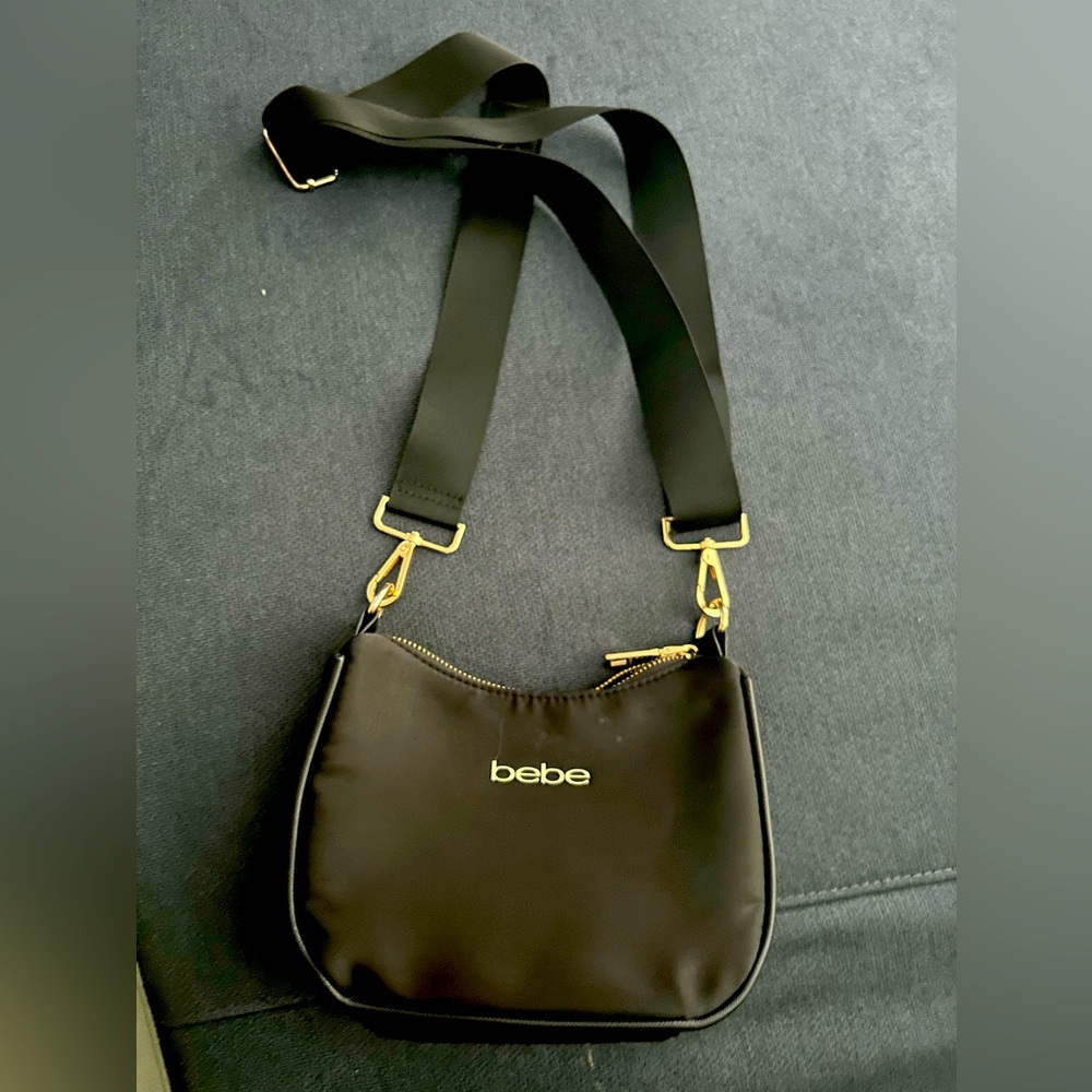 Small adjustable Bebe purse - Picture 1 of 3